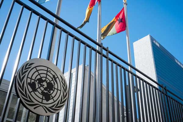 Arakan'dan kaçan Müslümanlara roketatarlı saldırı