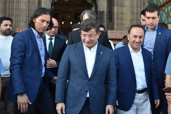 Davutoğlu'ndan Arakan mesajı