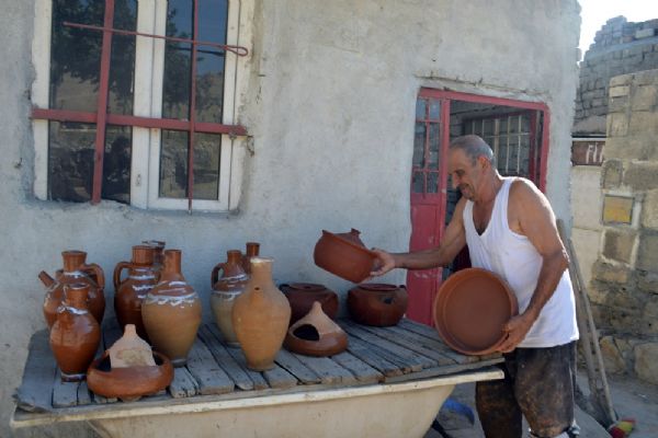 Çamur yoğurarak geçen 40 yıl