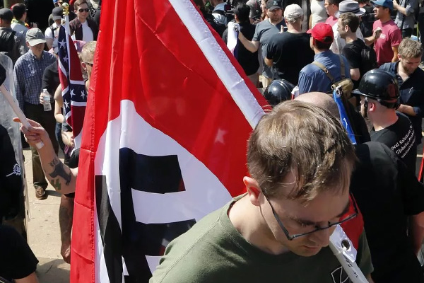 Siyonistlerin ve Neo Nazilerin bitmeyen aşkı