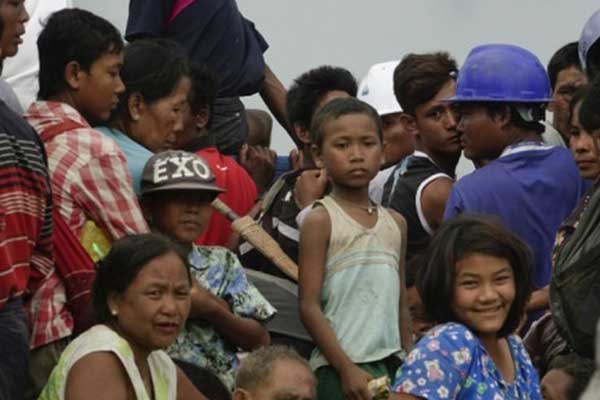 Arakan'da 400 kişi hayatını kaybetti