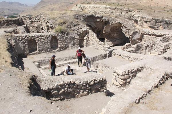 Erzincan'da seyahatnameden yola çıkıp bin yıllık Türk mahallesi buldular