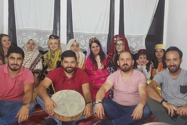 'Osmanlı mahalle kültürü'nü belgesele taşıyor