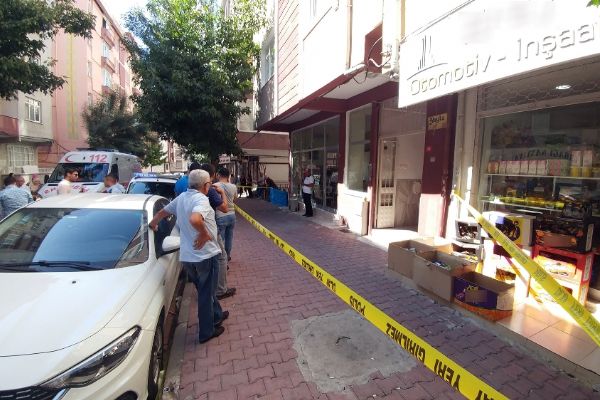 Bayram günü karısını öldürdü