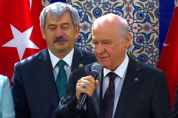 'Uyum yasaları bir an evvel çıkarılmalı'