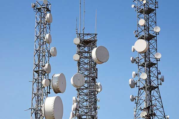 Bakan'dan yerli baz istasyonu müjdesi