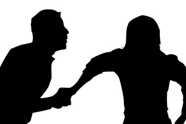 Fransa'da aile içi şiddet 109 kadını öldürdü