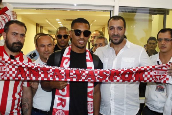 Vainqueur Antalya'ya geldi