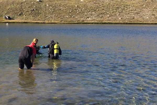 Gölde boğulan çocuğu kurtarırken kendi boğuldu