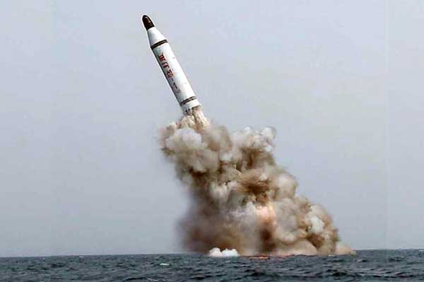 Kuzey Kore yeni bir füze fırlatmaya hazırlanıyor!