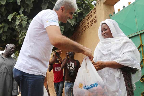 Sadakataşı, kurbanda 28 ülkeye ulaştı