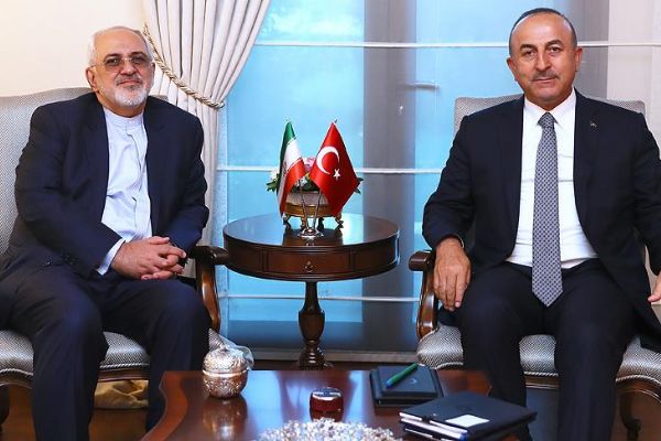 Mevlüt Çavuşoğlu, İranlı mevkidaşı Zarif ile Arakan'ı görüştü