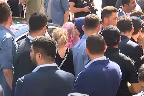 Cumhurbaşkanı Recep Tayyip Erdoğan'dan kadın çiftçiye yardım sözü