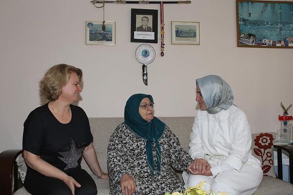 Aile ve Sosyal Politikalar Bakanı Kaya'dan şehit ailelerine ziyaret