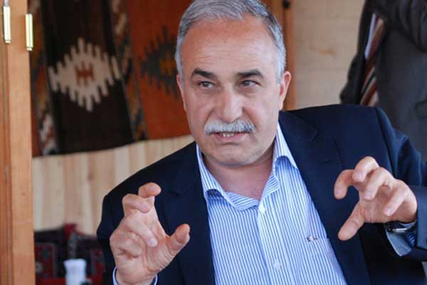 Fakıbaba: Erkek olan şimdi yolsuzluk yapsın