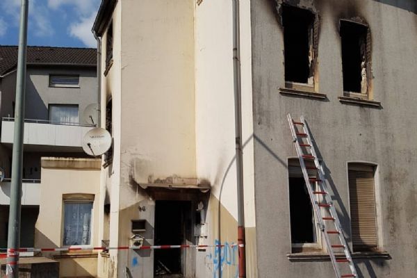 Almanya'da Türklerin yaşadığı bölgede yangın: 2 ölü