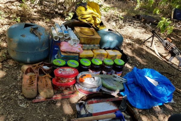 PKK'ya ait 5 sığınak ele geçirildi