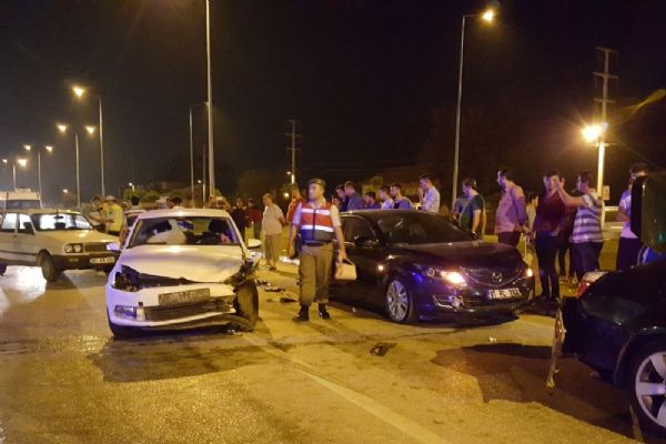 Düzce'de zincirleme kaza: 8 kişi yaralandı