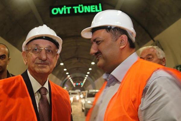 TBMM Başkanı İsmail Kahraman Ovit Tünelinde incelemede bulundu