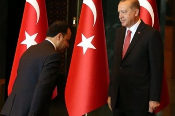 Anayasa Mahkemesi Başkanı'ndan 'eğilme' fotoğrafı ile ilgili açıklama