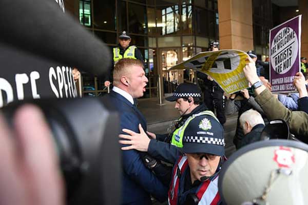 Avustralya'da 'Müslümanlara hakarete' ceza yağdı