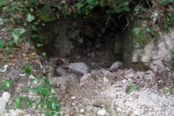 Kırklareli'nde kaçak kazı yaparken yakalandılar