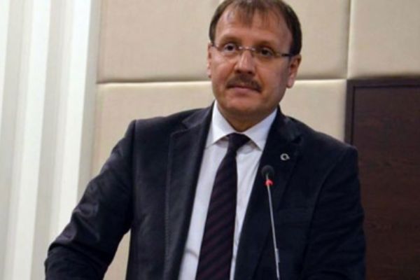 Hakan Çavuşoğlu: Arakanlı 100 bin ailenin zorunlu ihtiyaçlarını karşılayacağız