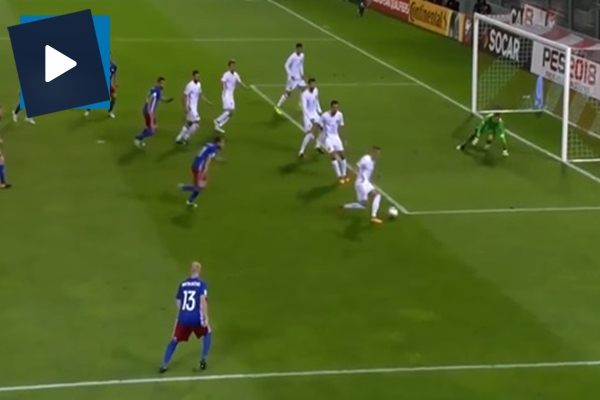 Ofsayt taktiği yapmak isterken gol yedi!