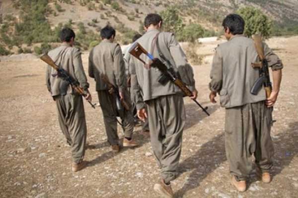 Teröristler Hakkari'de işçilere saldırdı