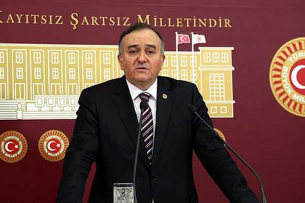 MHP’li Akçay'dan müfredat tepkisi