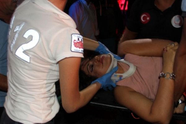 Fethiye'de trafik kazası: 1'i ağır, 4 kişi yaralandı