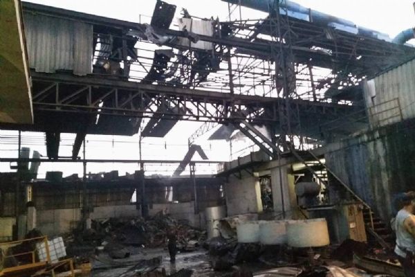 Hatay'da kazan bomba gibi patladı: 2 yaralı