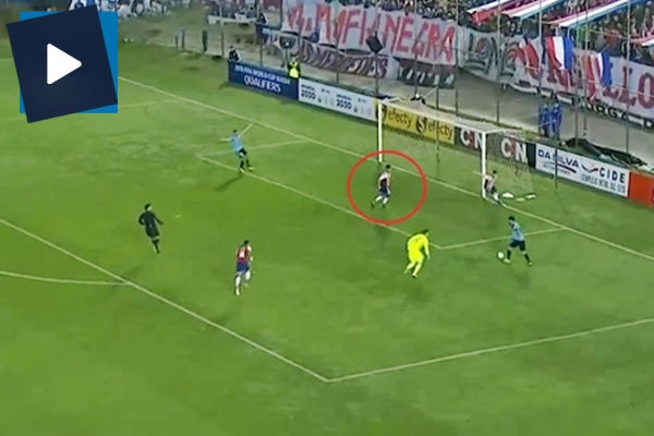 Gomez'in kendi kalesine attığı ilginç gol