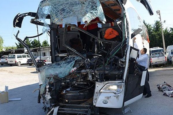 Emniyet Müdürlüğü ölümlü kazaya karışan otobüs firmalarının isimlerini açıklayacak