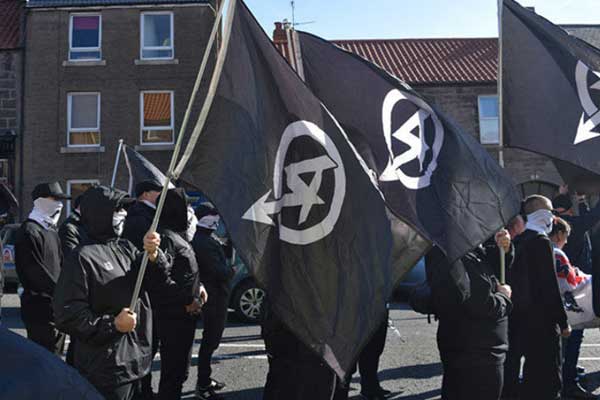 Britanya Ordusu’nda Neo Nazi Operasyonu