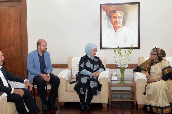 Bangladeş Şeyh Hasina Vecid Başbakanı ile görüştüler