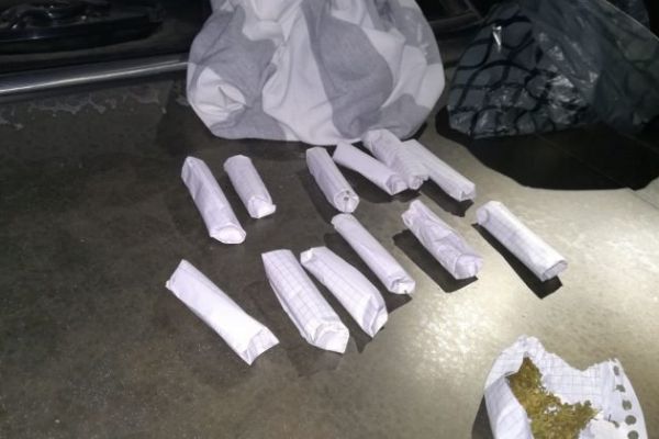 Kahramanmaraş’ta uyuşturucu satıcılarına gece baskını