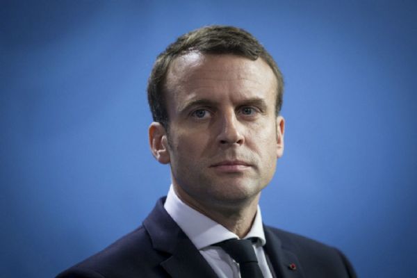 AB ile krize Macron freni