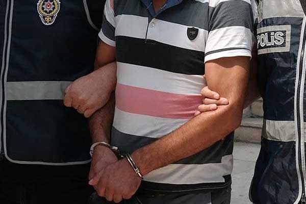 4 ilde askerlere FETÖ operasyonu