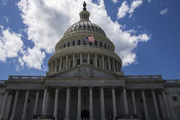 Trump'ın oğlu ABD Senatosunda ifade verdi