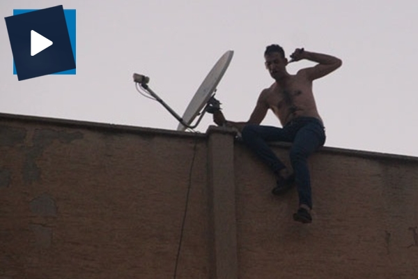 İntihardan arkadaşı kurtardı