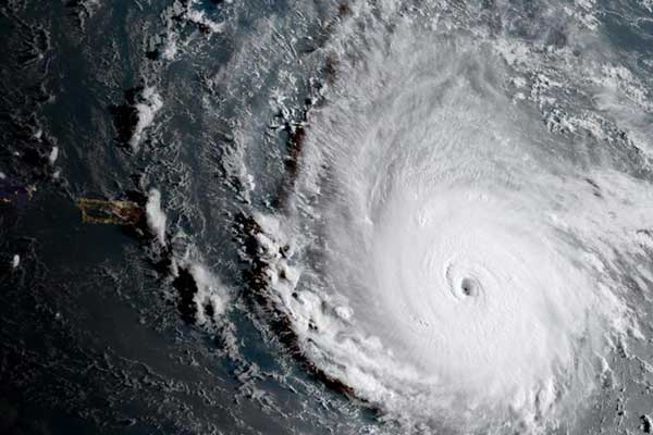 ABD'de 'Irma Kasırgası' alarmı