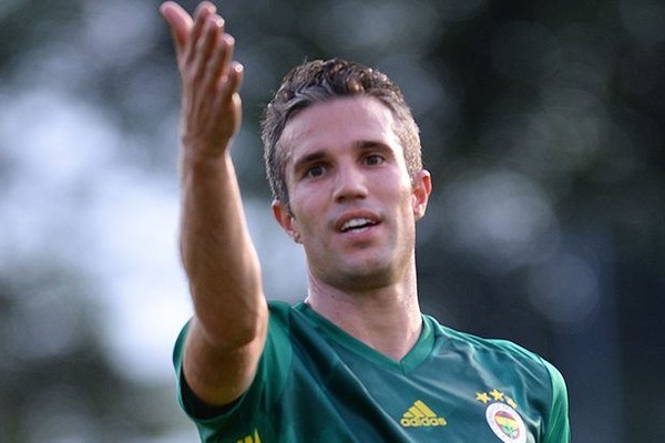 Fenerbahçe Van Persie'den vazgeçti!