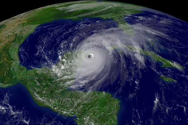 ABD'de yüzyılın en büyük tahliyesi