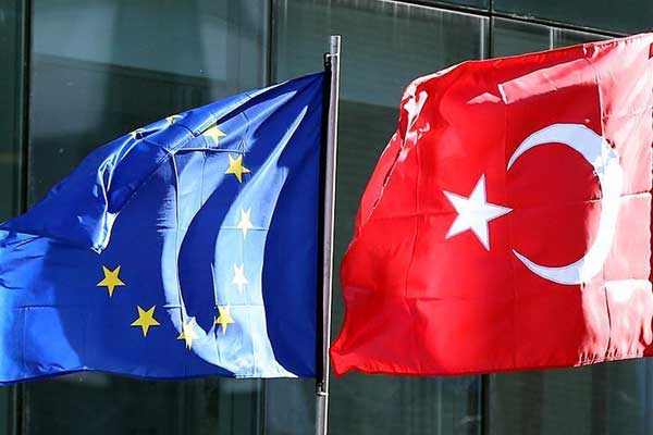 Yunanistan: Türkiye-AB mutabakatı işliyor