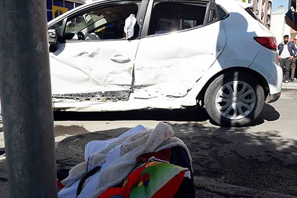 4 aylık bebek araçtan fırladı!