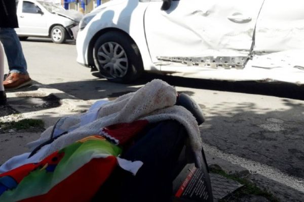 Kars'ta trafik kazası: 1 kişi öldü, 8 kişi yaralandı