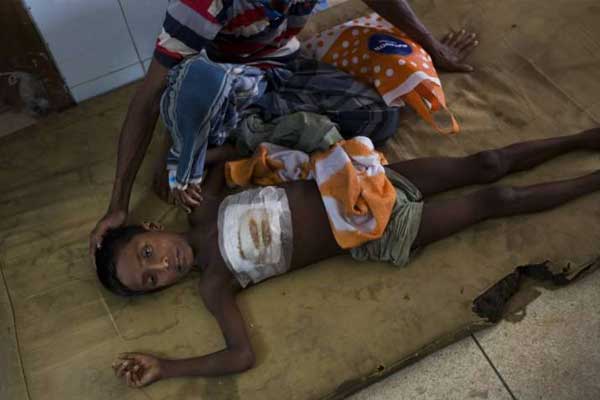 Arakanlı Müslümanlar Bangladeş sınırında mayına bastı!