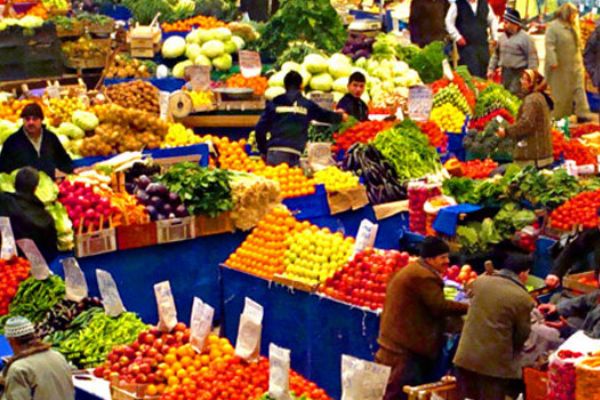 Açık havada meyve ve sebze satışına son