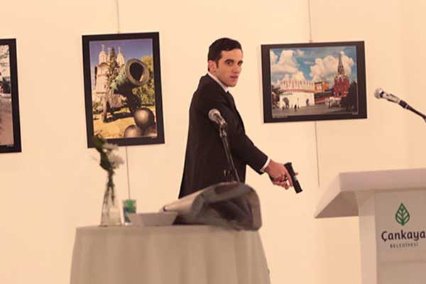 FETÖ tetikçisinin gizli mesajları ortaya çıktı